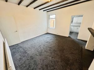 Dining room- click for photo gallery